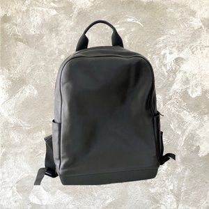MOLESKINE Classic Leather Collection, Backpack - Black